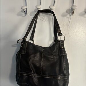 The Sak Black Leather Shoulder Bag with Contrast Stitching
